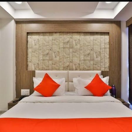 Hotel Pathik Villa Ahmedabad Exterior foto