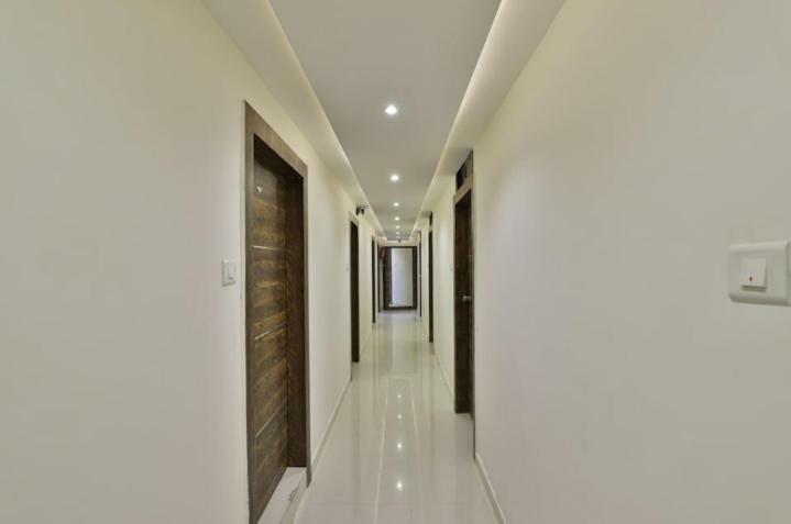 Hotel Pathik Villa Ahmedabad Exterior foto